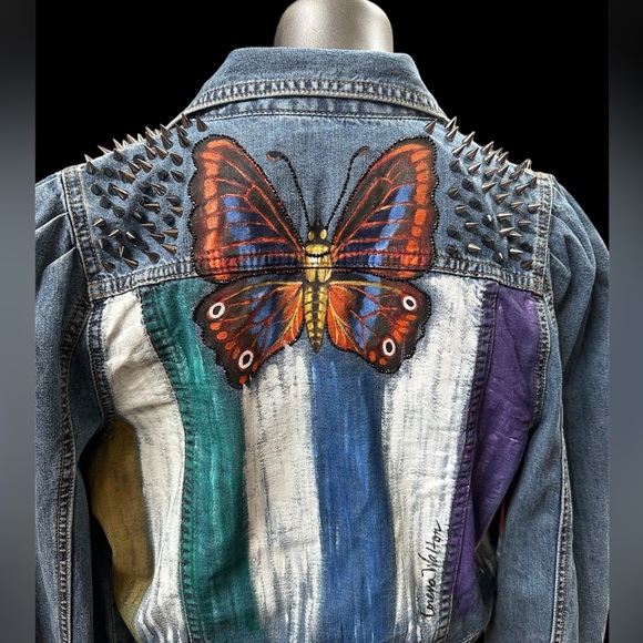 Akira Denim jacket sz MD handpainted butterfly/stripes metal spike studs OOAK - Picture 4 of 15